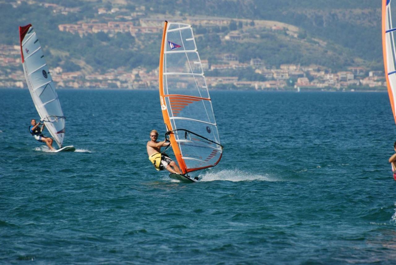 Pepe Apartment -Lago Di Bracciano Trevignano Romano Bagian luar foto